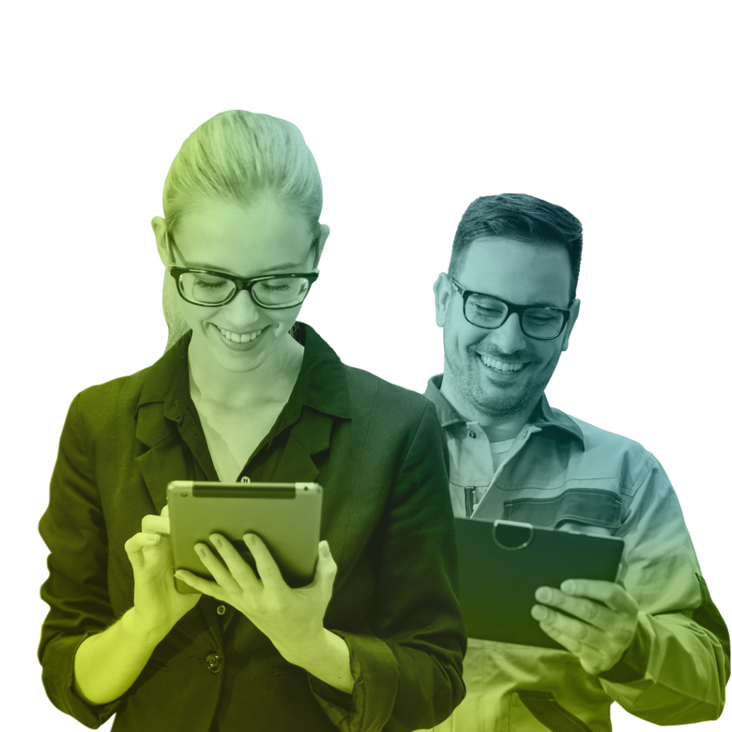 Zwei Auditoren, eine Frau und ein Mann, mit Tablets und der cluetec Audit Software